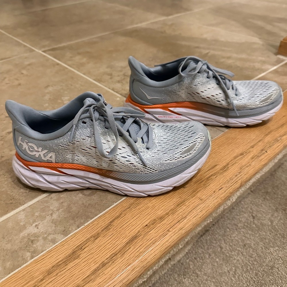 Hoka Women’s Clifton 8 sneakers